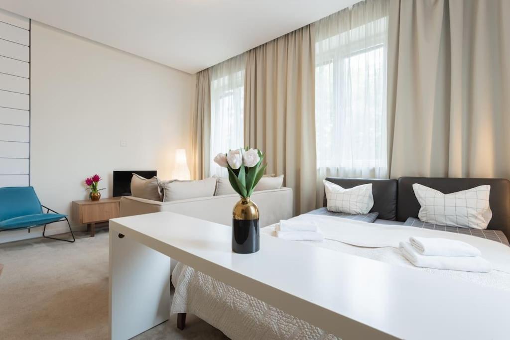 Close-Urban Chic - City Center - Studio Apartment - Plac Konstytucji Варшава Экстерьер фото