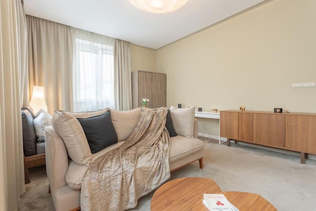 Close-Urban Chic - City Center - Studio Apartment - Plac Konstytucji Варшава Экстерьер фото