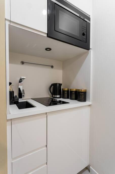 Close-Urban Chic - City Center - Studio Apartment - Plac Konstytucji Варшава Экстерьер фото