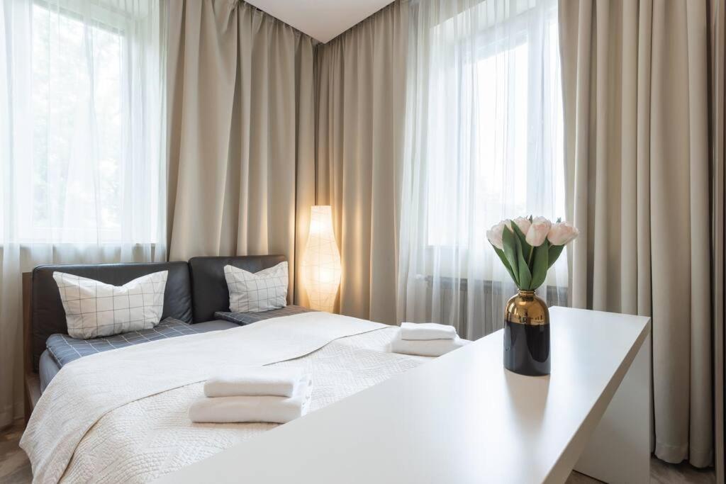 Close-Urban Chic - City Center - Studio Apartment - Plac Konstytucji Варшава Экстерьер фото